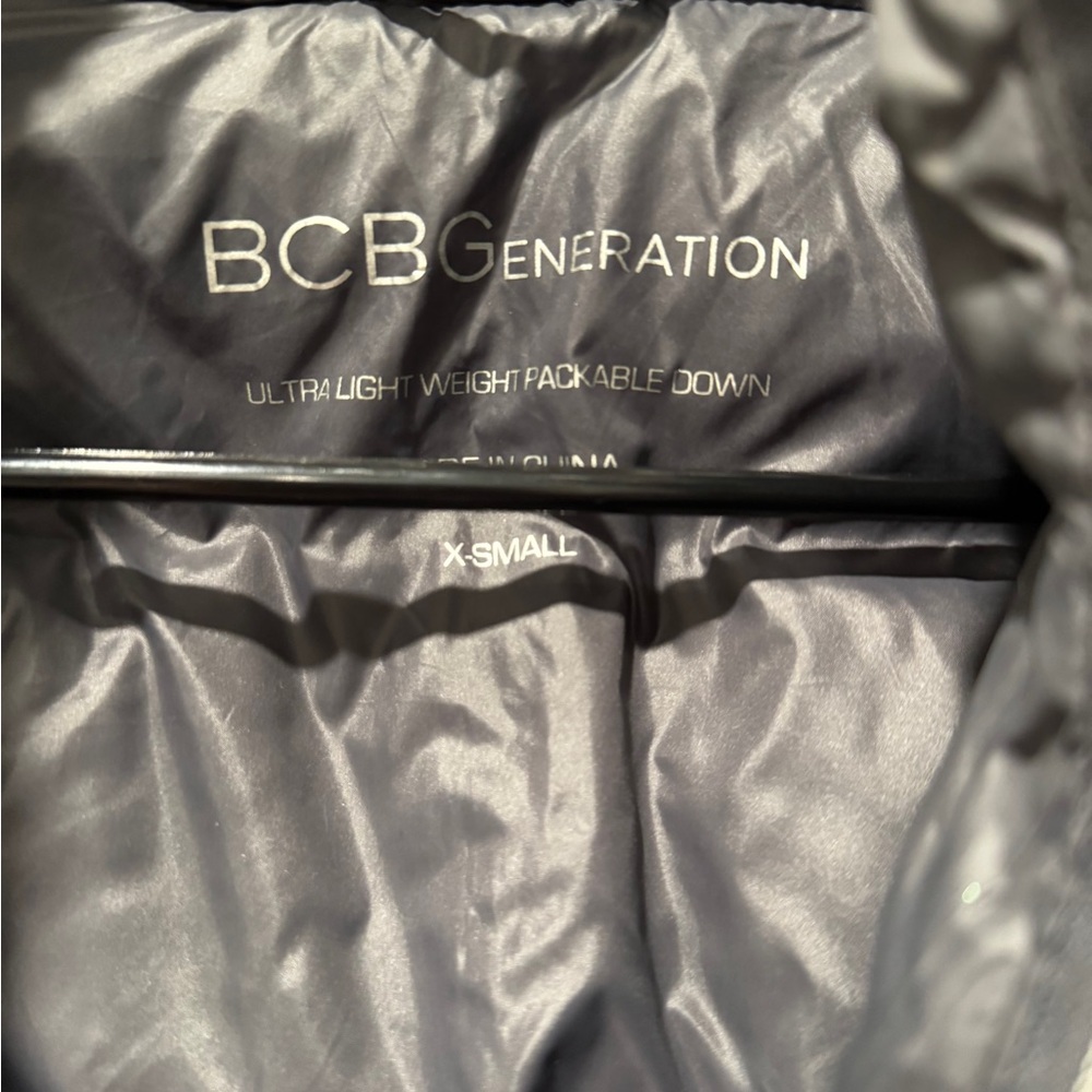 Bcbgeneration Ultralight Packable Down Puffer Coa… - image 6